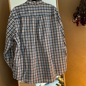 CHAPS Men’s long sleeve button down shirt